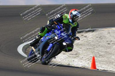 media/Sep-21-2025-TrackDaz (Sun) [[277c75b276]]/C Group/1240pm (Turn 2)/